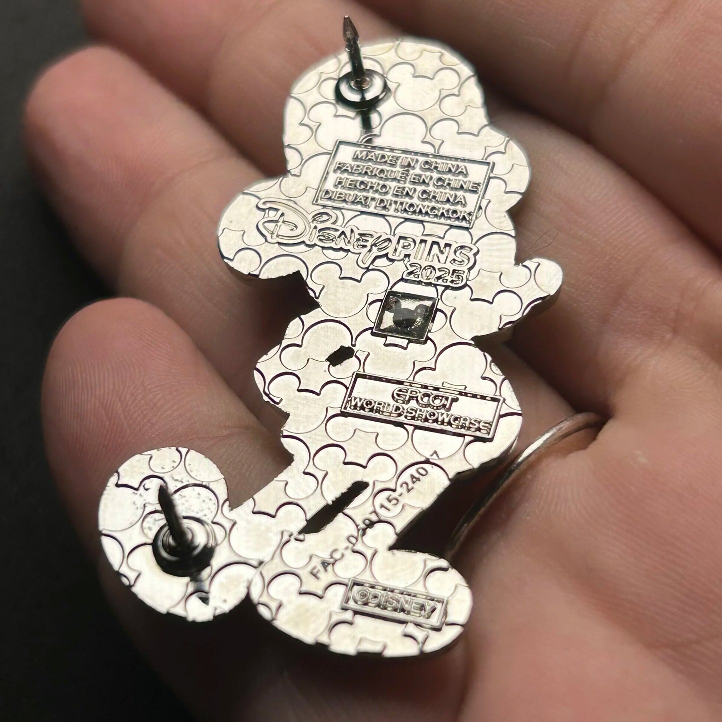 2025 - Mickey Mouse - UK - World Showcase Series -  Full Body - Disney Pin
