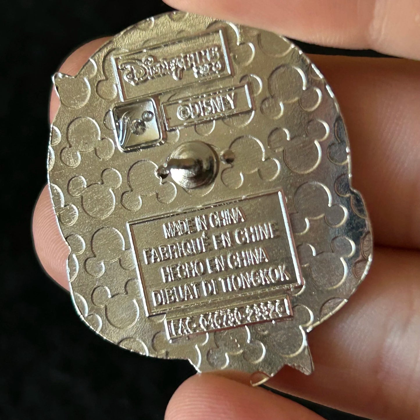 2024 - Dinah - Alice in Wonderland - Mystery Pin