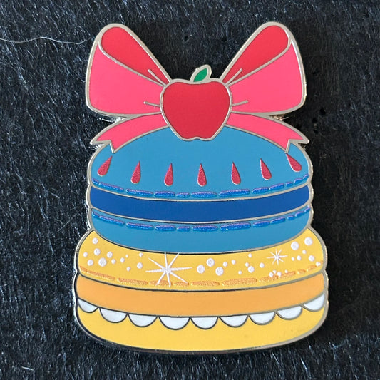 2024 - Snow White - Princess - Puffed Pastry - Mystery Pin