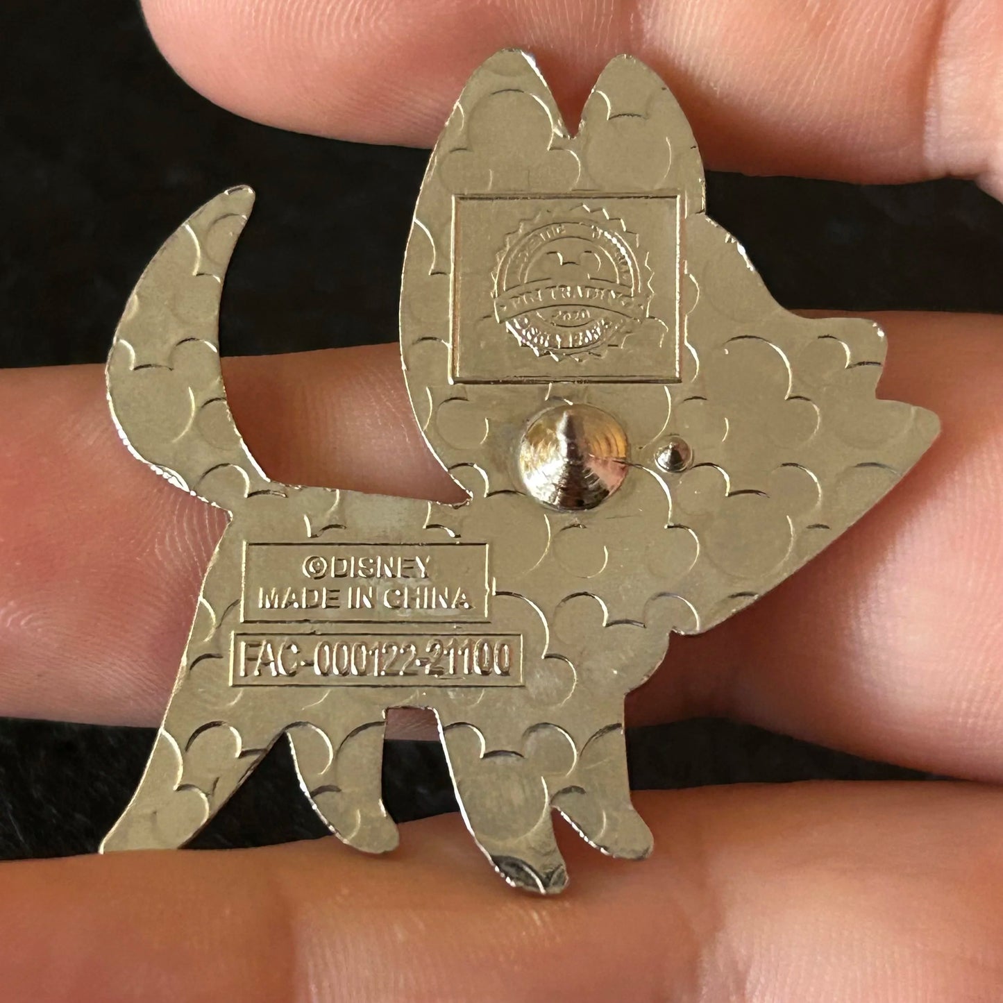 2020 - Bolt - Pixar - Dog - Holding Carrot - Disney Pin
