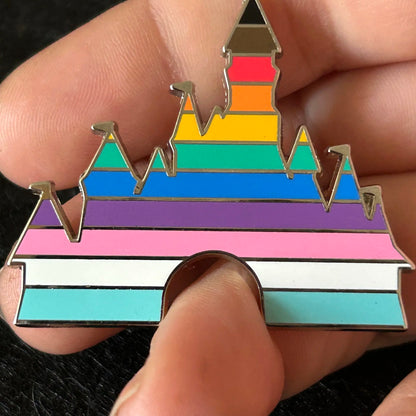 2023 - Pride Castle - LGBTQ+ - Rainbow- Disney Pin