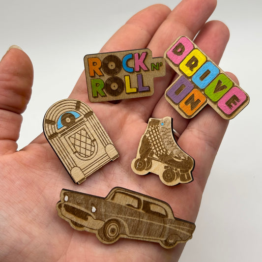 2026 - Retro Diner - Wooden Pin Set of 5 - With Magnets