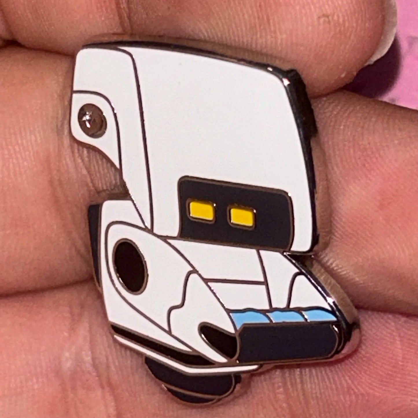 2024 - Mo - Wall-E - Hidden Disney Pin