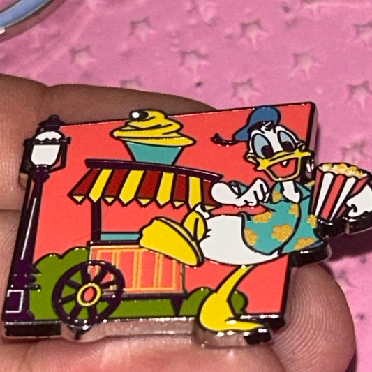 2024 - Donald Duck - Popcorn Cart - Play In The Park Mystery Pin