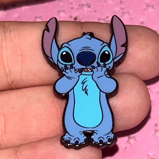 Surprised Stitch - Loungefly - Mystery Pin