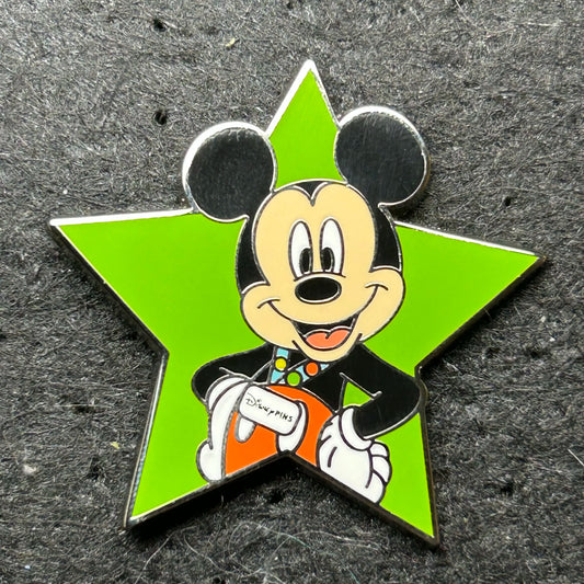 2025 - Mickey Mouse - Pin Trader - Green Star - Starter Series - Disney Pin