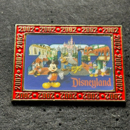 2002 - Mickey, Minnie, Donald, Daisy, Goofy, and Pluto - DLR - LE 2002 - Lenticular - Disney Pin
