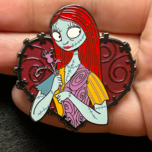 2025 - Sally Holding Flower - Nightmare Before Christmas - Disney Pin