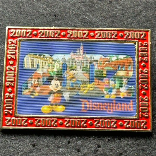 2002 - Mickey, Minnie, Donald, Daisy, Goofy, and Pluto - DLR - LE 2002 - Lenticular - Disney Pin