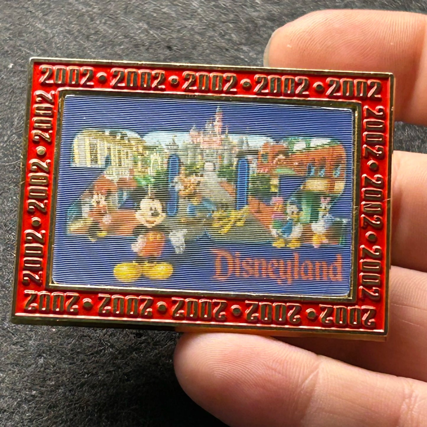 2002 - Mickey, Minnie, Donald, Daisy, Goofy, and Pluto - DLR - LE 2002 - Lenticular - Disney Pin