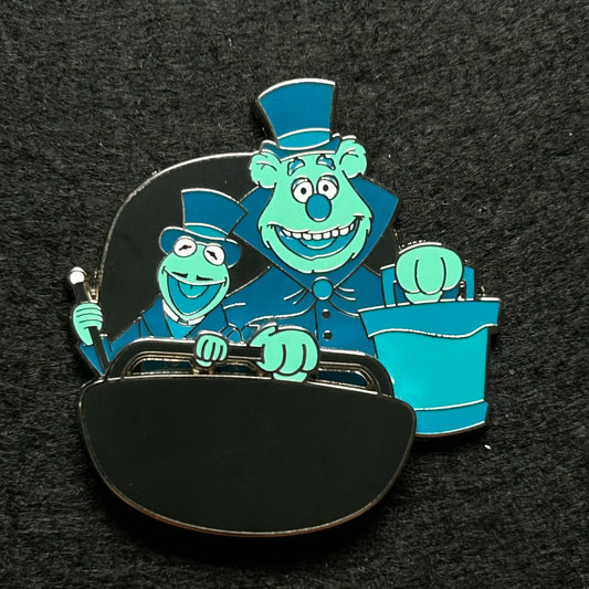 2025 - Kermit and Fozzie in Doombuggy - Haunted Mansion - Disney Pin