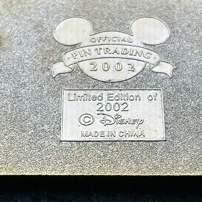 2002 - Mickey, Minnie, Donald, Daisy, Goofy, and Pluto - DLR - LE 2002 - Lenticular - Disney Pin