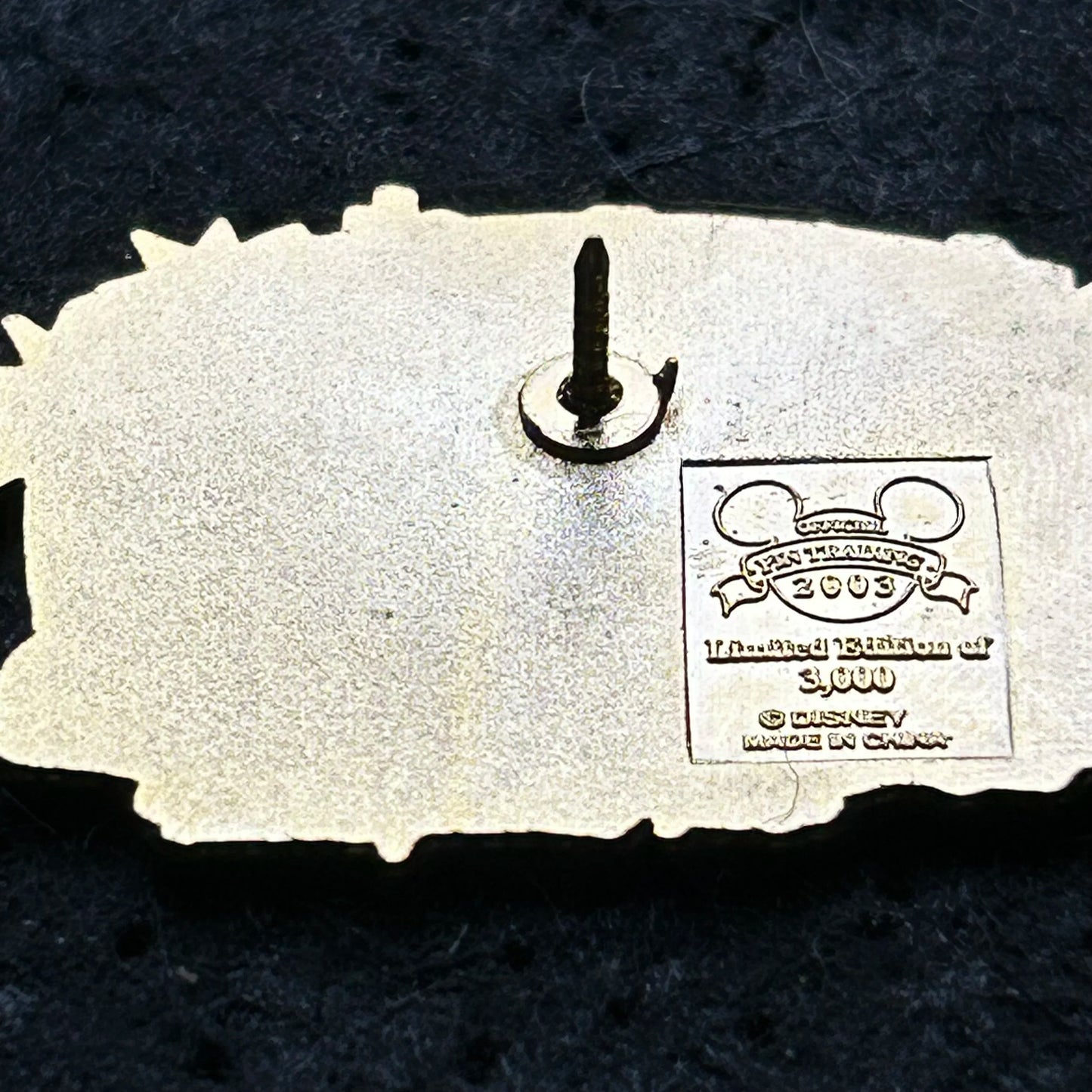 2003 - Mickey, Minnie, & Goofy - Spring Break - At The Beach - LE 3,000 - Disney Pin