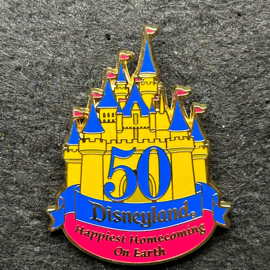 2004 - DLR - Castle - 50th- Disney Pin