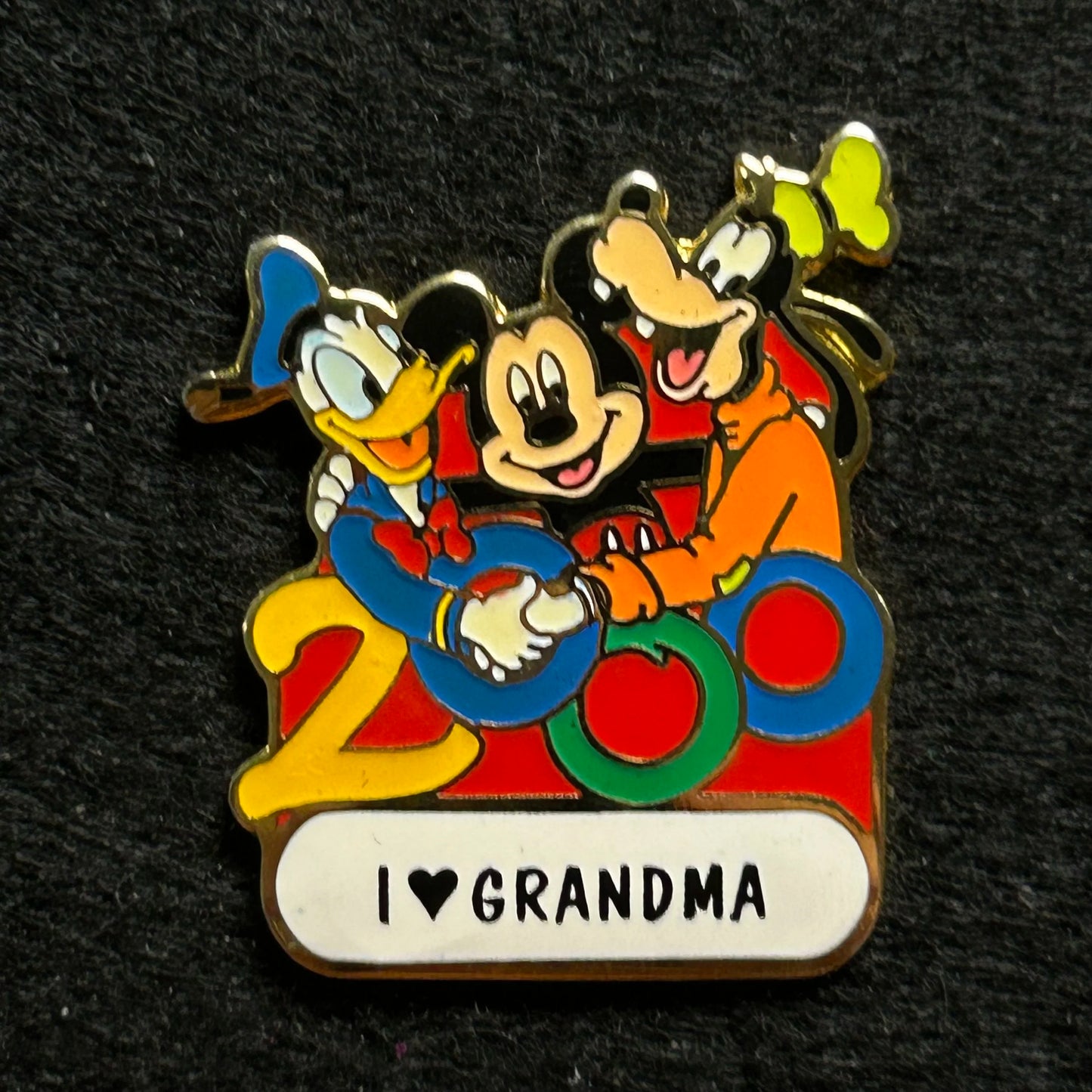 2000 - Mickey Donald Goofy - Personalized I “Heart” Grandma - Disney Pin