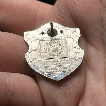 2018 - Ariel Seashell Crest - The Little Mermaid - Crest Hidden Disney Series - Disney Pin