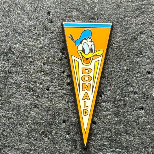 2022 - Donald Duck - Banner - Flag - Disney Pin