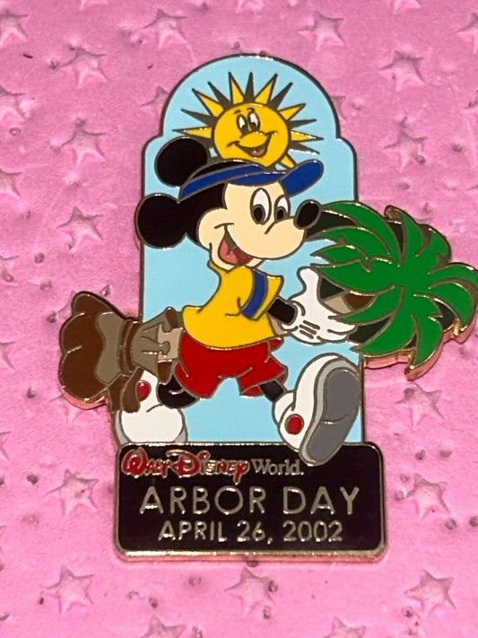 2002 - Mickey Mouse - Arbor Day - LE 3,500 - Disney Pin