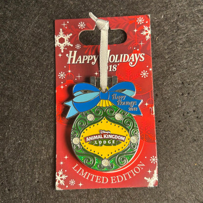 2018 - Timon and Pumbaa - With Grub - Animal Kingdom Lodge - Holiday - Ornament - LE - Disney Pin