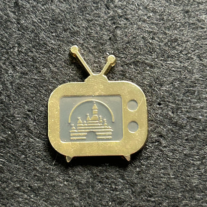 Tiny - Disney Flair Collection - TV With Cinderella Castle - Disney Pin