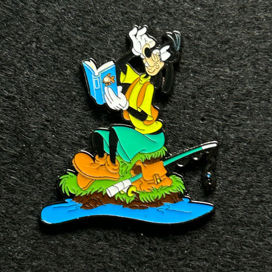 Loungefly - Goofy Fishing and Reading - Disney Pin