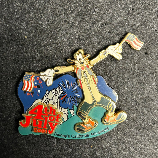 2001 - Goofy - 4th of July - California Adventure - LE 2,400 - Disney Pin