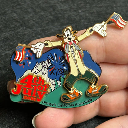 2001 - Goofy - 4th of July - California Adventure - LE 2,400 - Disney Pin