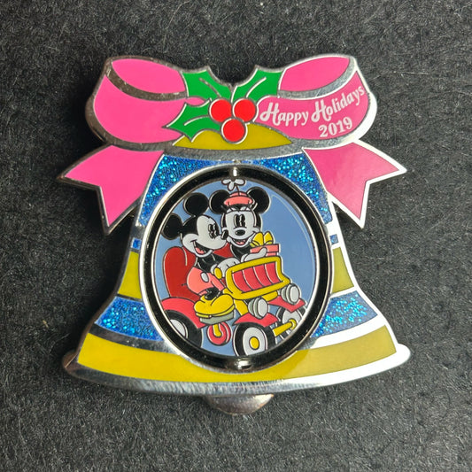 2019 - Mickey and Minnie Mouse in Car - Boardwalk Resort - LE 1,500 - Disney Pin