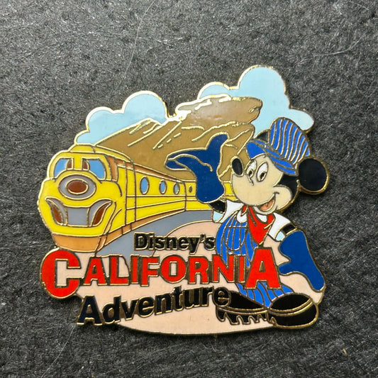 2001 - Mickey Mouse - Engineer - DLR - California Adventure - Train - Disney Pin