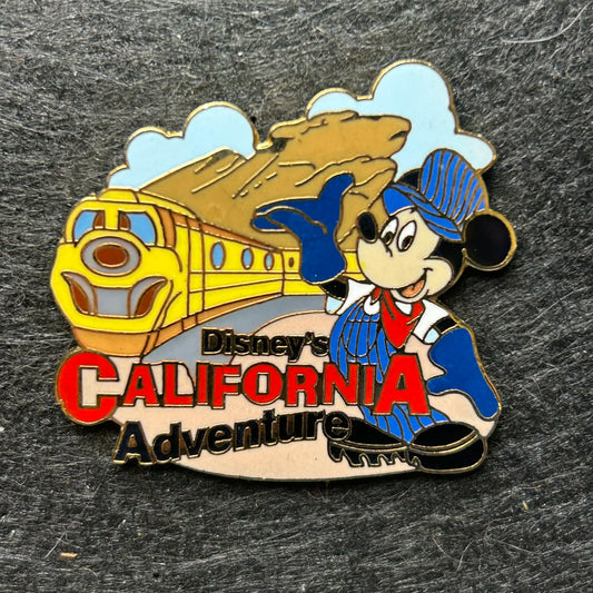 2001 - Mickey Mouse - Engineer - DLR - California Adventure - Train - Disney Pin