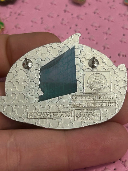 2019 - Mr Incredible and Mirage - LE 3,000 - Disney Pin