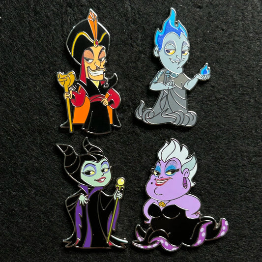 FULL SET - 2024 - 4 Pins Villains Booster Set