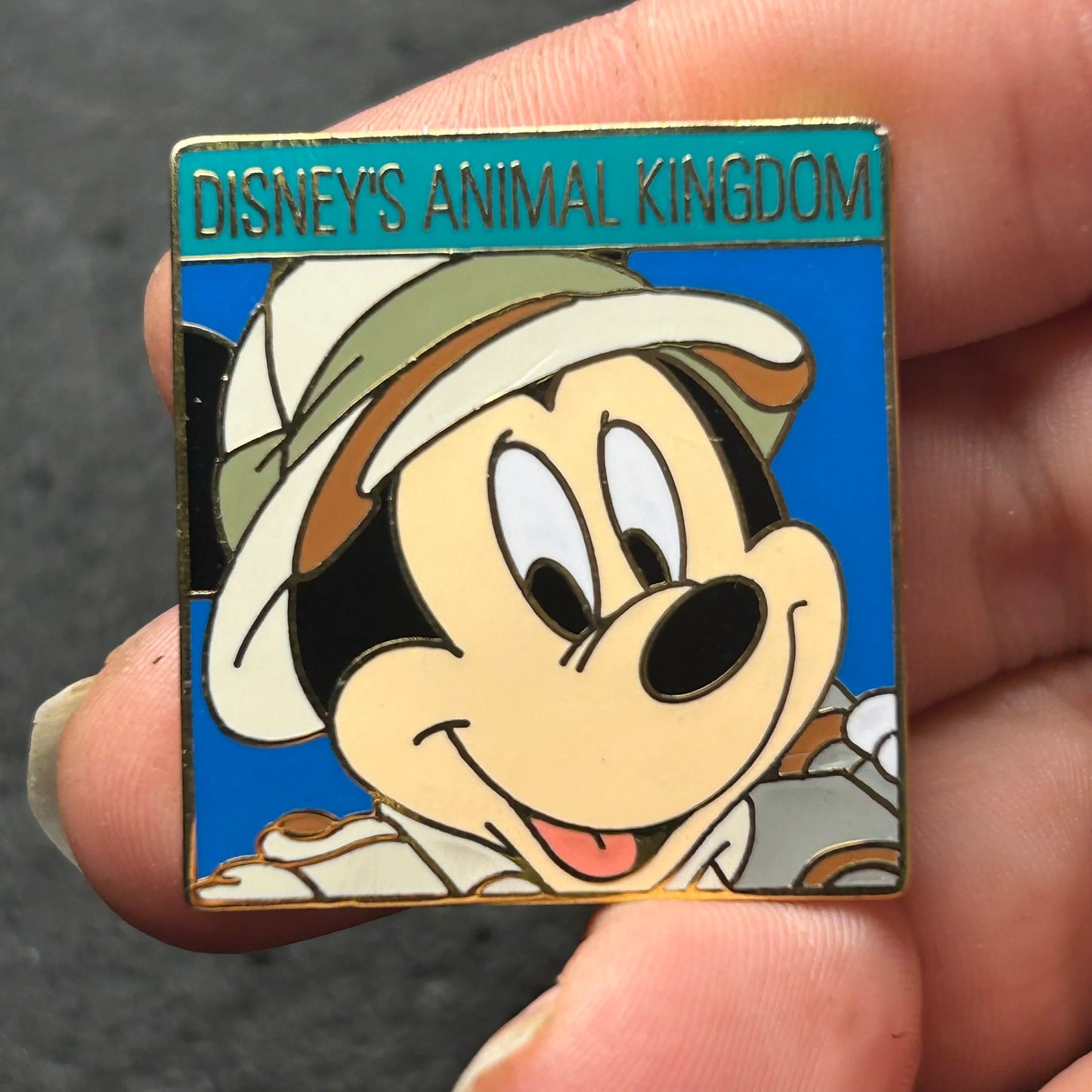 2004 - Mickey Mouse - DAK - Square - Disney Pin