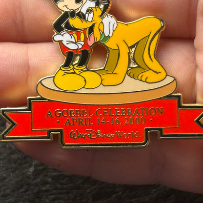 2000 - Mickey and Pluto - A Goebel Celebration - WDW - LE - Disney Pin