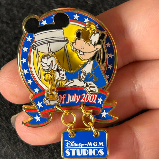 2001 - Goofy - 4th of July - MGM Studios - Limited Edition 3,500 - Disney Pin