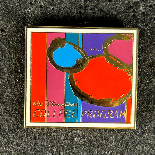 2003 - Vintage - DCP - Disney College Program - Disney Pin