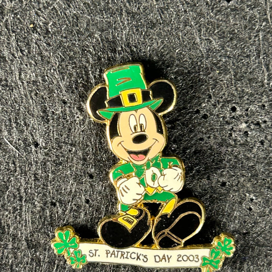 2003 - Mickey Mouse - St Patrick’s Day - LE 3,500 - Swing/Sway - Disney Pin