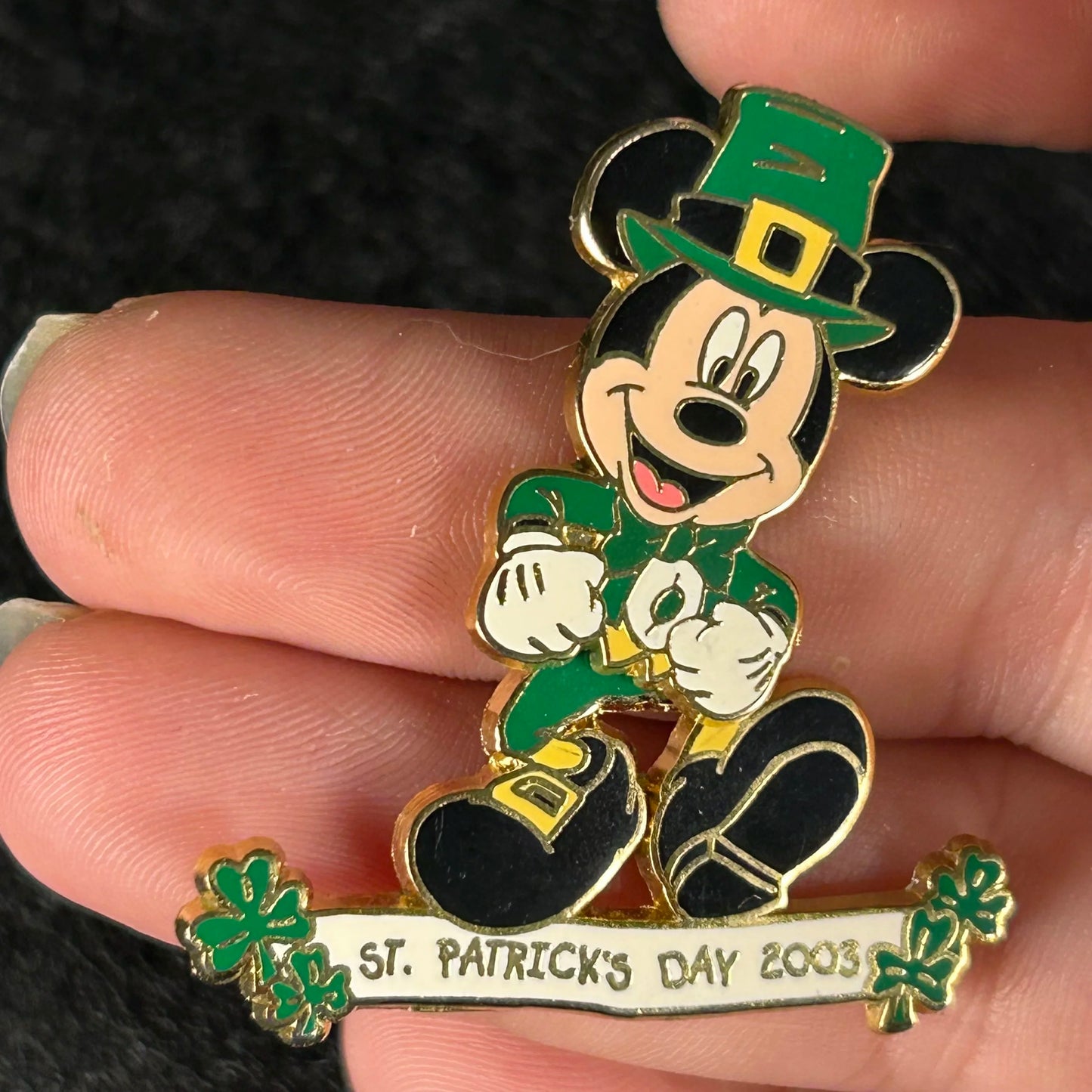 2003 - Mickey Mouse - St Patrick’s Day - LE 3,500 - Swing/Sway - Disney Pin