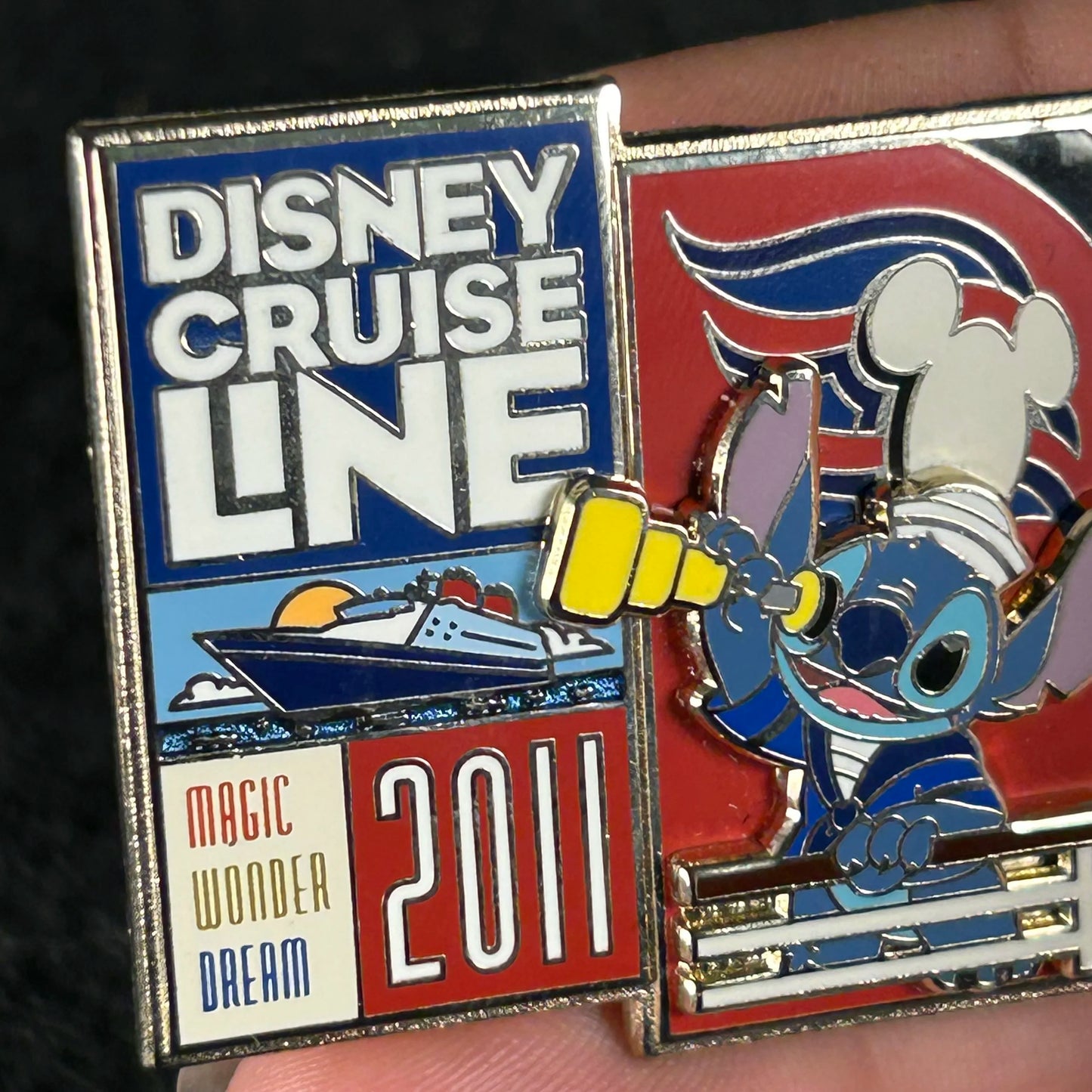 2011 - Stitch - Disney Cruise Line - Magic, Wonder, Dream - Disney Pin on Pin