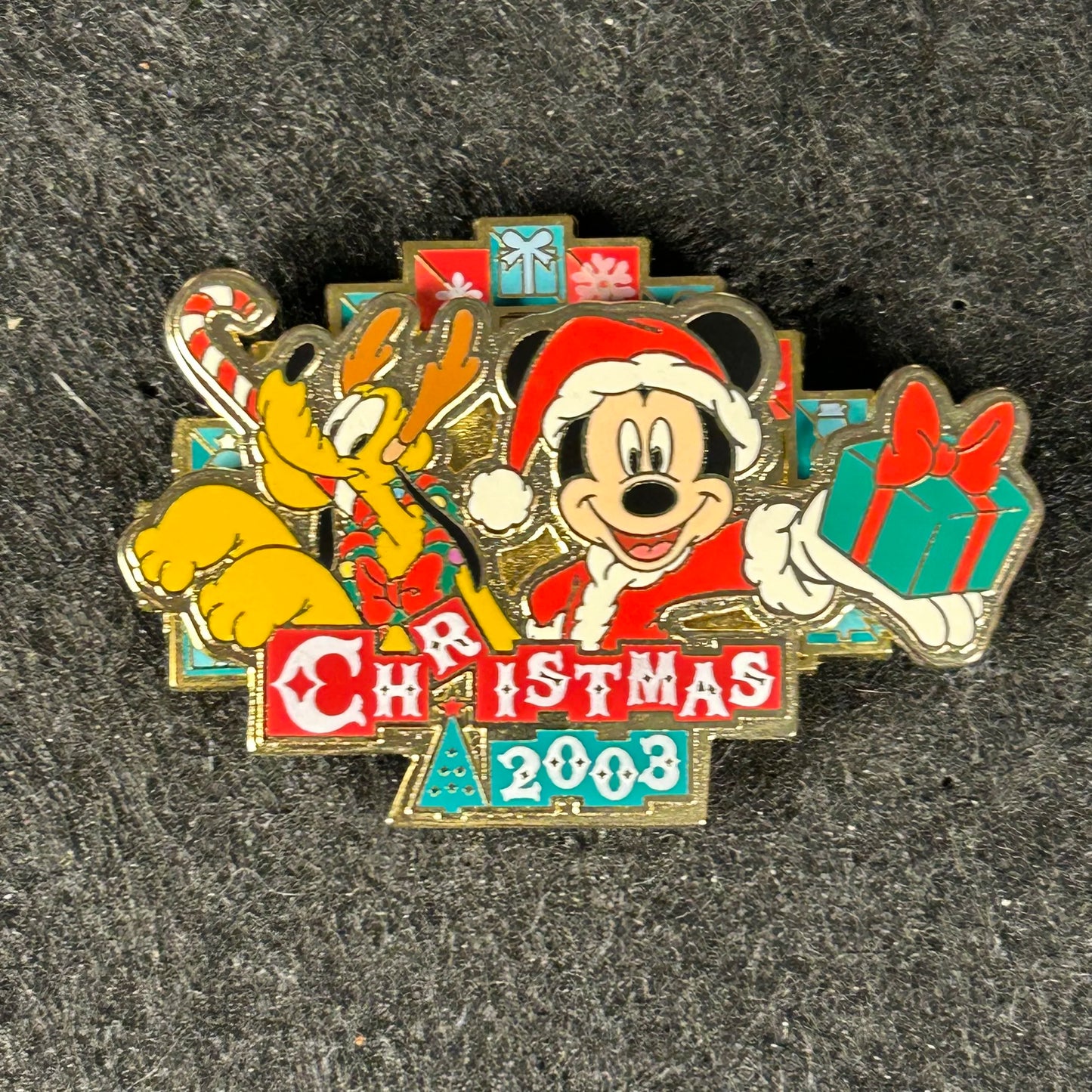 2003 - Mickey Mouse and Pluto - Christmas Fantasy - 20th - TDL - Disney Pin