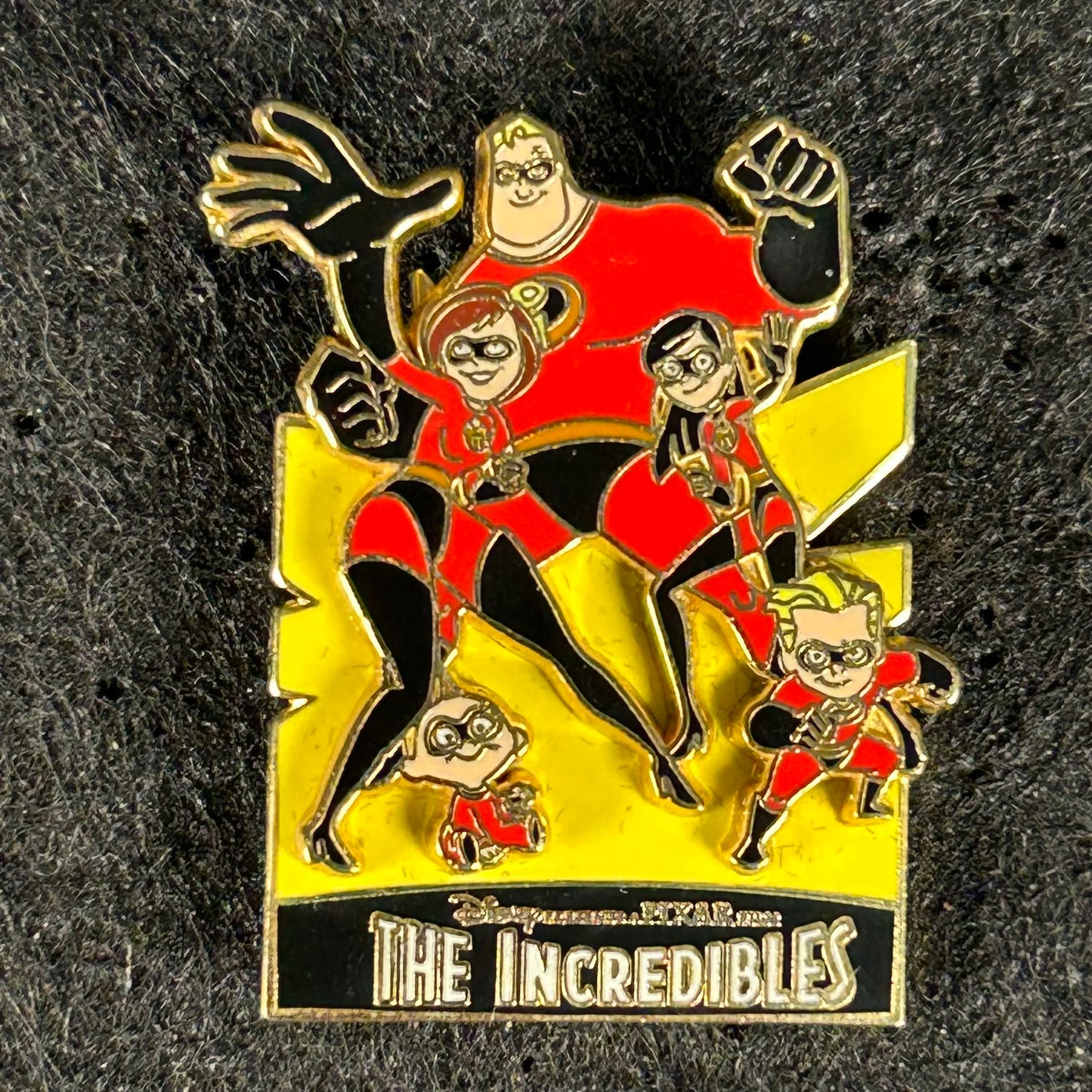 2004 - The Incredibles - Pixar - Jack Jack, Dash, Violet, Helen, and Bob - Disney Pin on Pin