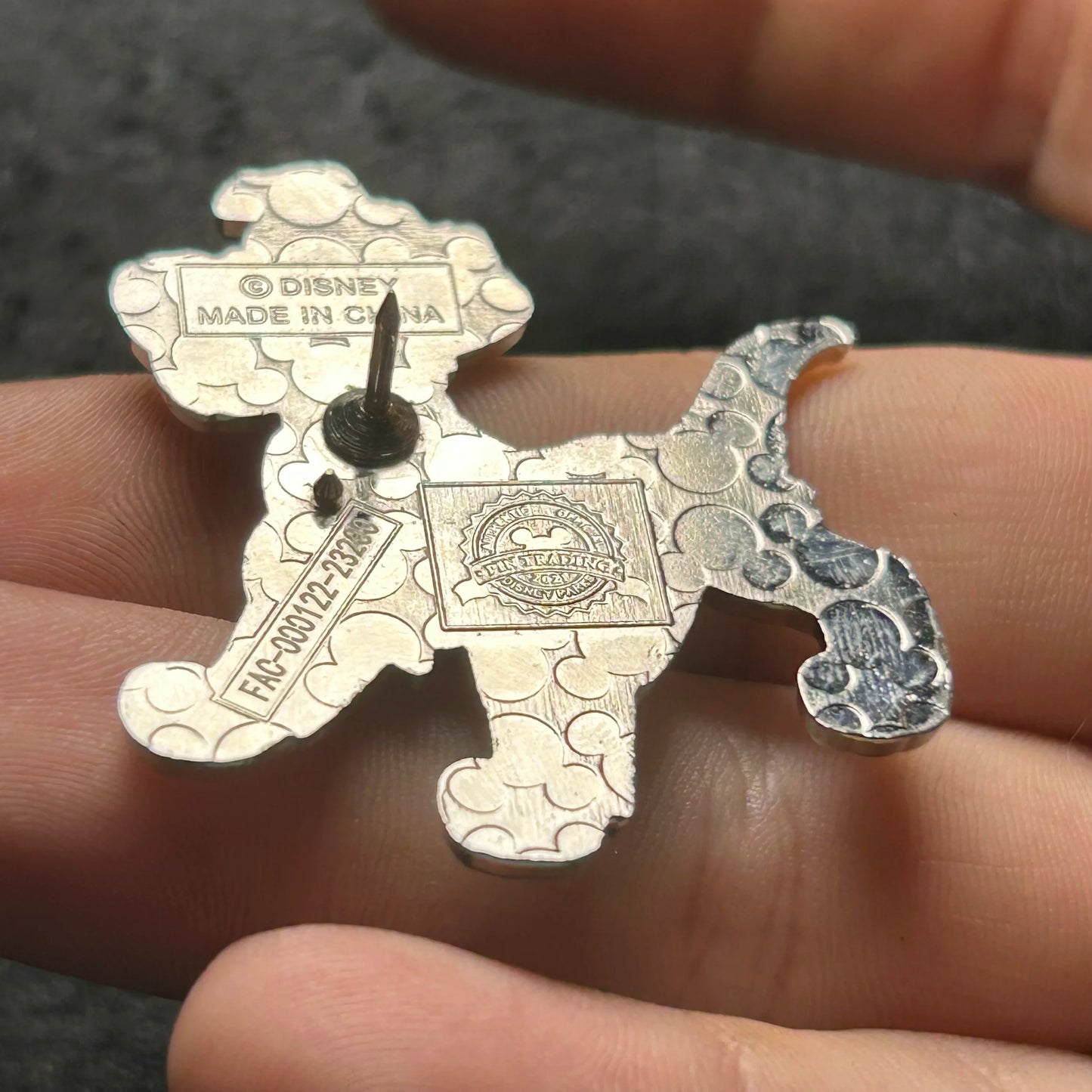 2021 - Dodger - Oliver and Company - Dog Series - Mystery Pin