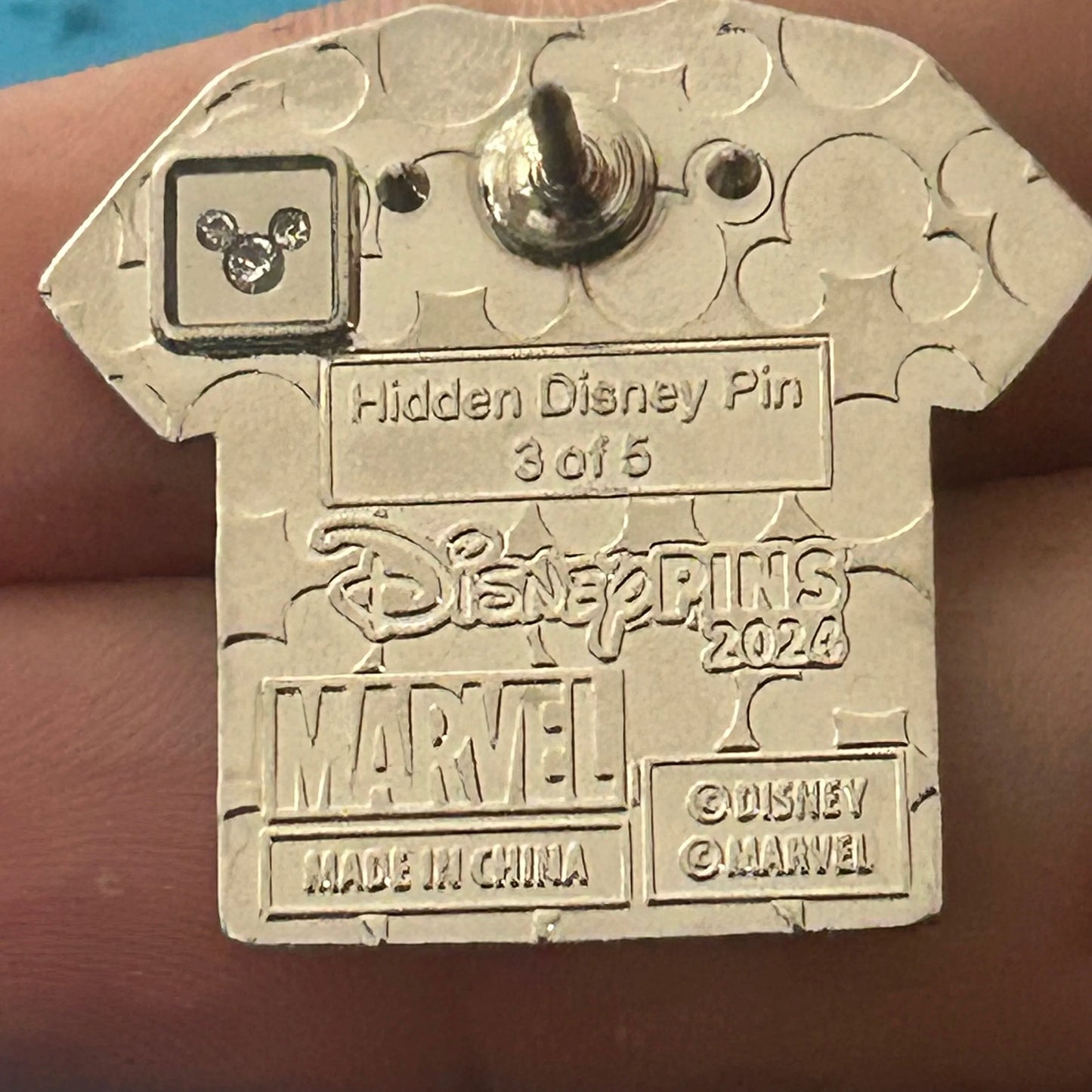 2024 - Hawkeye - Marvel - WDW - Hidden Disney - Tshirt - Pin