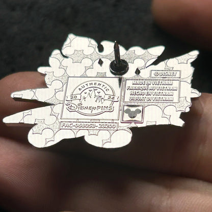 2024 - Donald Duck - DAK - In the Grass - Mystery Pin