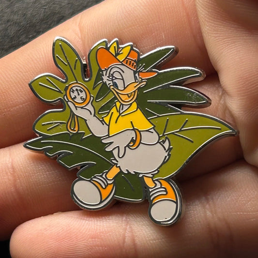 2024 - Daisy Duck - DAK - Safari - Mystery Pin