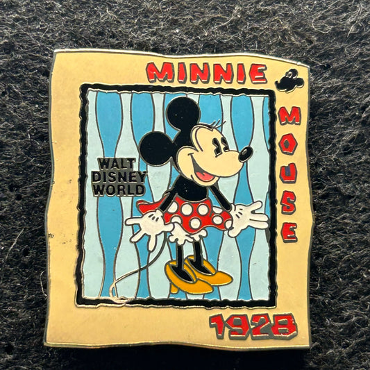 2002 - Minnie Mouse - On with the Show - Pure Series - MGM Studios - Disney Pin