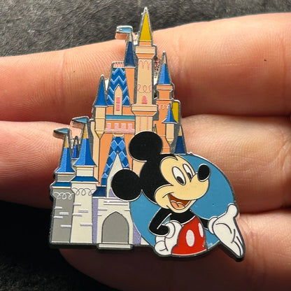 2025 - Mickey Mouse with Castle - Starter Series - WDW - Disney Pin