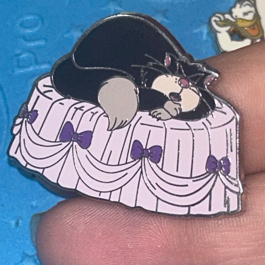 2022 - Lucifer - Sleeping Characters - Disney Pin