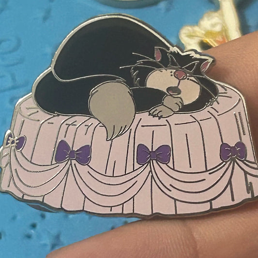 2022 - Lucifer - Sleeping Characters - Disney Pin