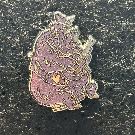 2019 - Big Al - Country Bear Jamboree - Chaser - Hidden Mickey - Disney Pin